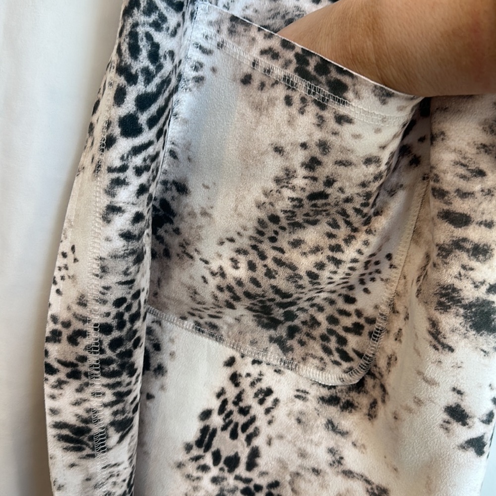 Philosophy 2X Animal Print Faux Leather Open Front Cardigan with Pockets - Picture 7 of 9